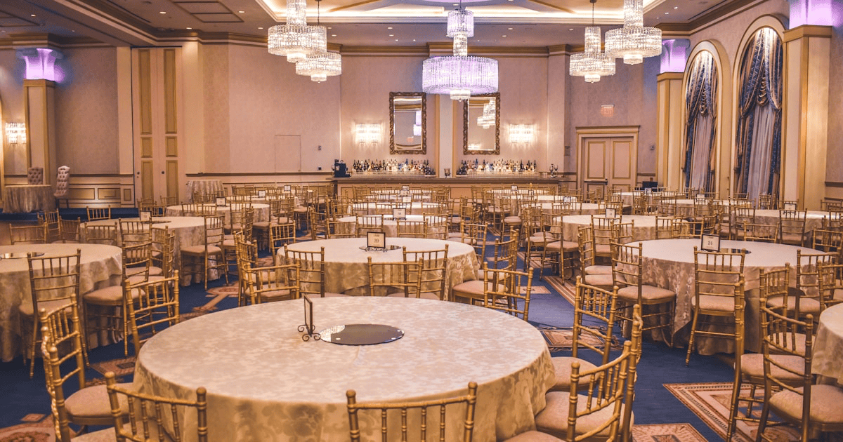 Shipping Event Supplies: Party and Wedding Items